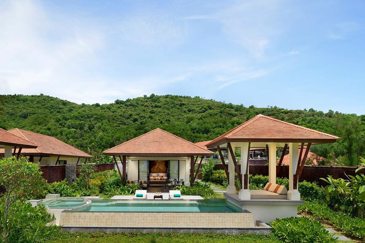 Four resorts for your trip to Hue 0